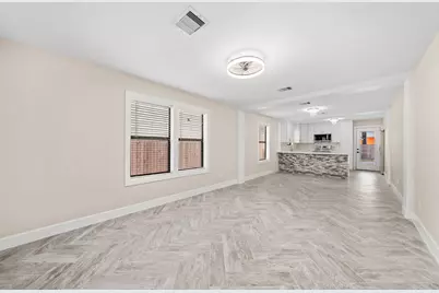 803 E 29th Street, Houston, TX 77009 - Photo 16