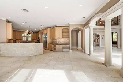 835 Echo Lane, Hedwig Village, TX 77024 - Photo 12