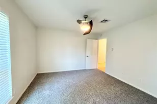 5470 Ariel St, Houston, TX 77096 - Photo 22