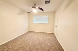 5470 Ariel St, Houston, TX 77096 - Photo 18