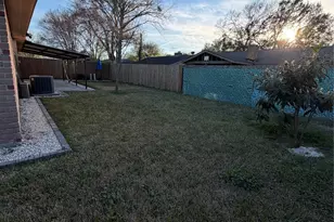 9443 Sutter Park Ln, Houston, TX 77086 - Photo 18