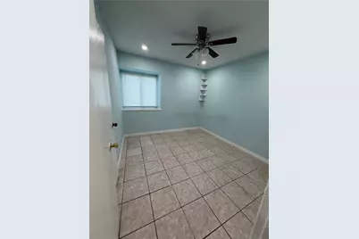 9443 Sutter Park Lane, Houston, TX 77086 - Photo 10