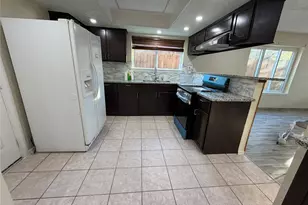 9443 Sutter Park Ln, Houston, TX 77086 - Photo 6