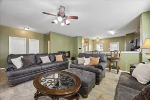 805 Indigo Springs Ln, La Marque, TX 77568 - Photo 10