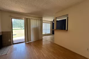 8417 Sands Point Dr, Houston, TX 77036 - Photo 6