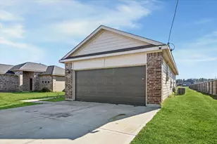 407 Rd 5102, Cleveland, TX 77327 - Photo 2