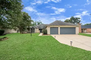 902 Rolling Mill Dr, Sugar Land, TX 77498 - Photo 1