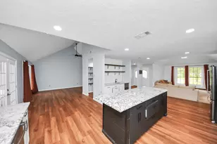 902 Rolling Mill Dr, Sugar Land, TX 77498 - Photo 18