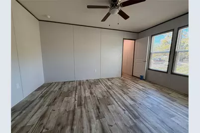 138 Dutch Lake Court, Oyster Creek, TX 77541 - Photo 10