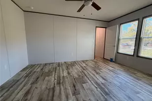 138 Dutch Lake Ct, Oyster Creek, TX 77541 - Photo 10