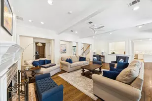 223 Heritage Oaks Ln, Houston, TX 77024 - Photo 18