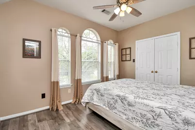 7 New Dawn Place, Conroe, TX 77385 - Photo 36