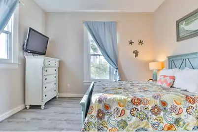 2424 38th Street, Galveston, TX 77550 - Photo 10