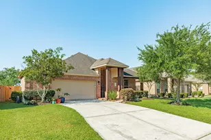 2506 Via Montesano, League City, TX 77573 - Photo 2