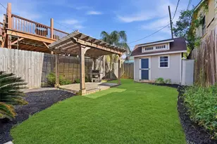 2523 Avenue M, Galveston, TX 77550 - Photo 20