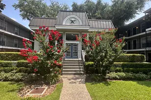 7315 Brompton St, Houston, TX 77025 - Photo 4