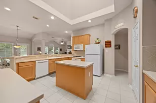 13402 Highland Park Ct, Houston, TX 77070 - Photo 2