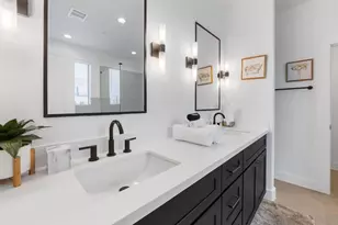 3415 Baer St, Houston, TX 77020 - Photo 8