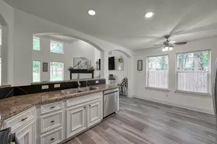 3215 Canterbury Ln, Montgomery, TX 77356 - Photo 18