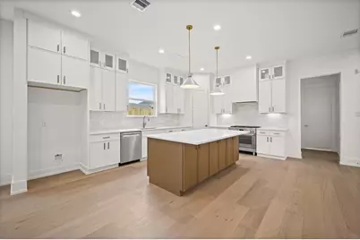 806 Milwaukee Street, Houston, TX 77009 - Photo 8