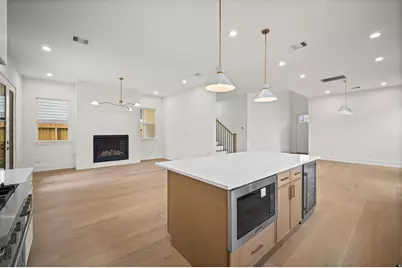 806 Milwaukee Street, Houston, TX 77009 - Photo 12