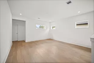 806 Milwaukee St, Houston, TX 77009 - Photo 34