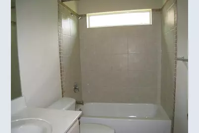 93 Paradise Valley, Conroe, TX 77304 - Photo 12