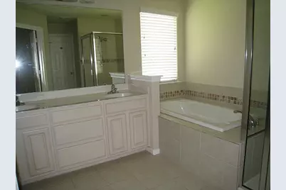 93 Paradise Valley, Conroe, TX 77304 - Photo 10