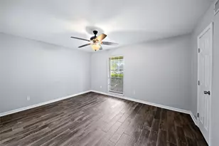 9003 Bintliff Dr, Houston, TX 77074 - Photo 18