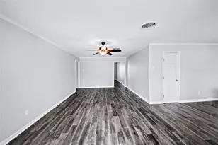 9003 Bintliff Dr, Houston, TX 77074 - Photo 24