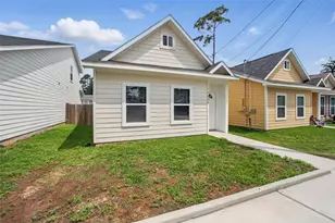 16884 Kempwood, Montgomery, TX 77316 - Photo 2