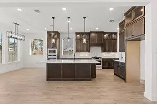 30902 Pigeon Vly Dr, Waller, TX 77484 - Photo 8