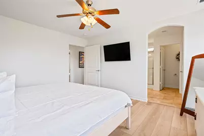 2011 Vista, Crystal Beach, TX 77650 - Photo 30
