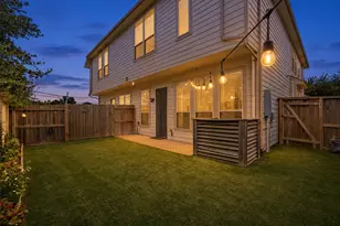 219 Club Crest Ln, Houston, TX 77009 - Photo 38