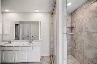 219 Club Crest Lane, Houston, TX 77009 - Photo 22