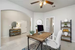 202 San Saba Dr, Mont Belvieu, TX 77523 - Photo 6