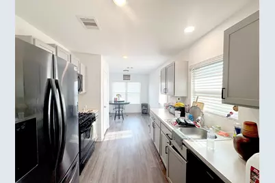 934 Silver Birch Branch, Magnolia, TX 77354 - Photo 4