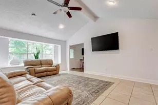 19951 Sand Creek Ct, Katy, TX 77449 - Photo 4