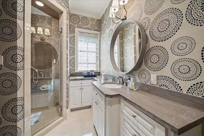 724 W Friar Tuck Lane, Houston, TX 77024 - Photo 28