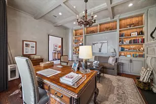 724 W Friar Tuck Ln, Houston, TX 77024 - Photo 6