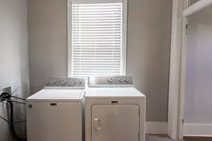 1116 Winnie St, Galveston, TX 77550 - Photo 14