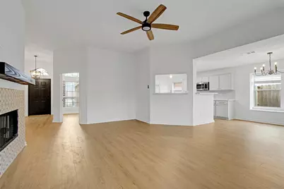 2414 Crescent Hollow Court, Spring, TX 77388 - Photo 12