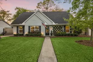 1906 Ashford Hollow Ln, Houston, TX 77077 - Photo 1