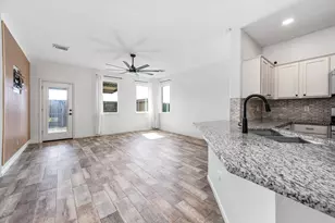 4502 Park Trail Ln, Pasadena, TX 77505 - Photo 12