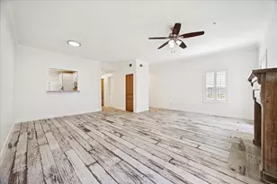 854 Augusta Dr, Houston, TX 77057 - Photo 10