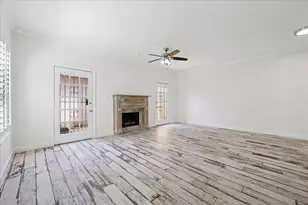 854 Augusta Dr, Houston, TX 77057 - Photo 8