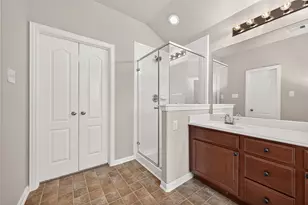 11206 Kingsnorth Dr, Tomball, TX 77375 - Photo 36