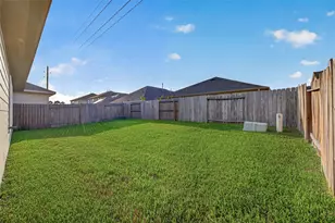 11206 Kingsnorth Dr, Tomball, TX 77375 - Photo 50