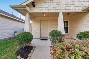 11206 Kingsnorth Dr, Tomball, TX 77375 - Photo 6
