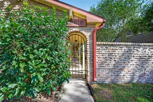 9618 S Petersham Dr, Houston, TX 77031 - Photo 22